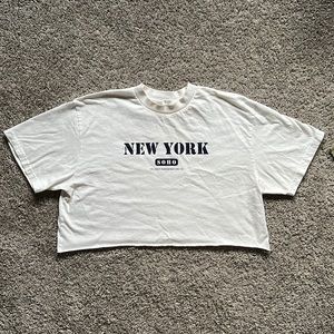 Brandy Melville ‘New York’ Cropped T-shirt